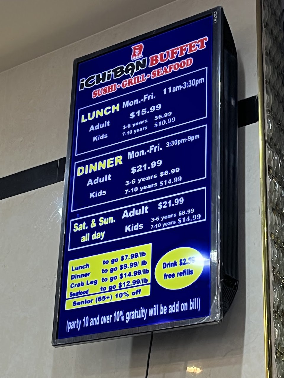 Simple menu layout for dine-in, takeaway, and delivery.